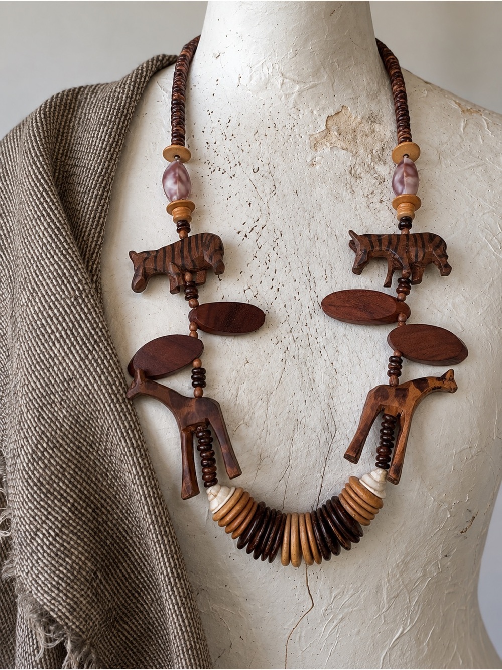 Vintage Hand Carved Wood Tribal Safari Animal Necklace Zebra Giraffe Boho 26”